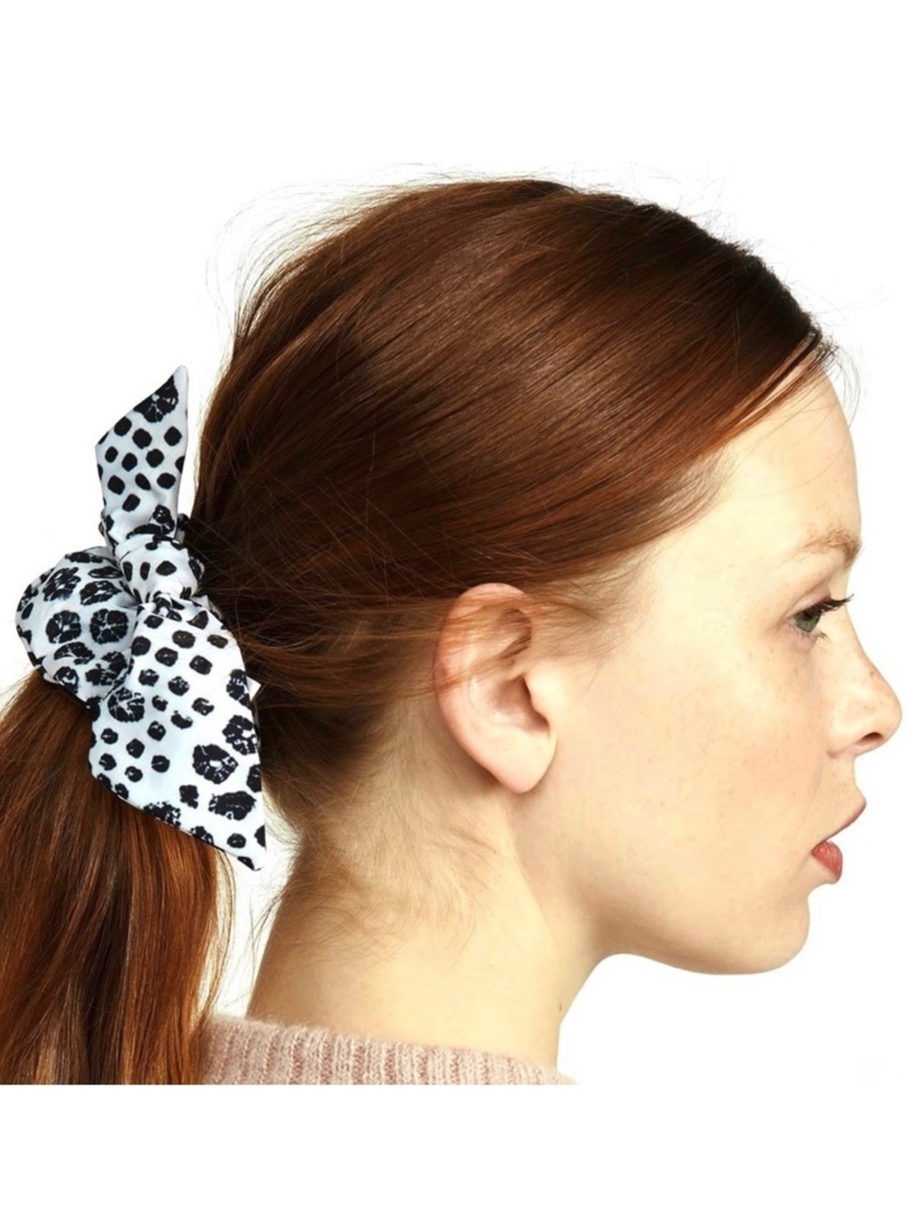 HEMANT AND NANDITA PRINTED SCRUNCHIE